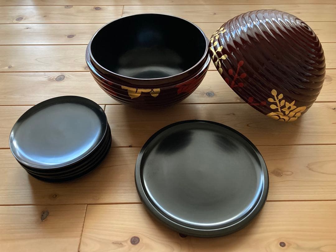 いちご♡象彦 漆器 菓子器・喰籠 花柄金彩