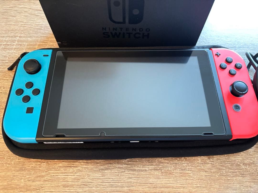 Switch本体 （箱無し/布ケース付き）