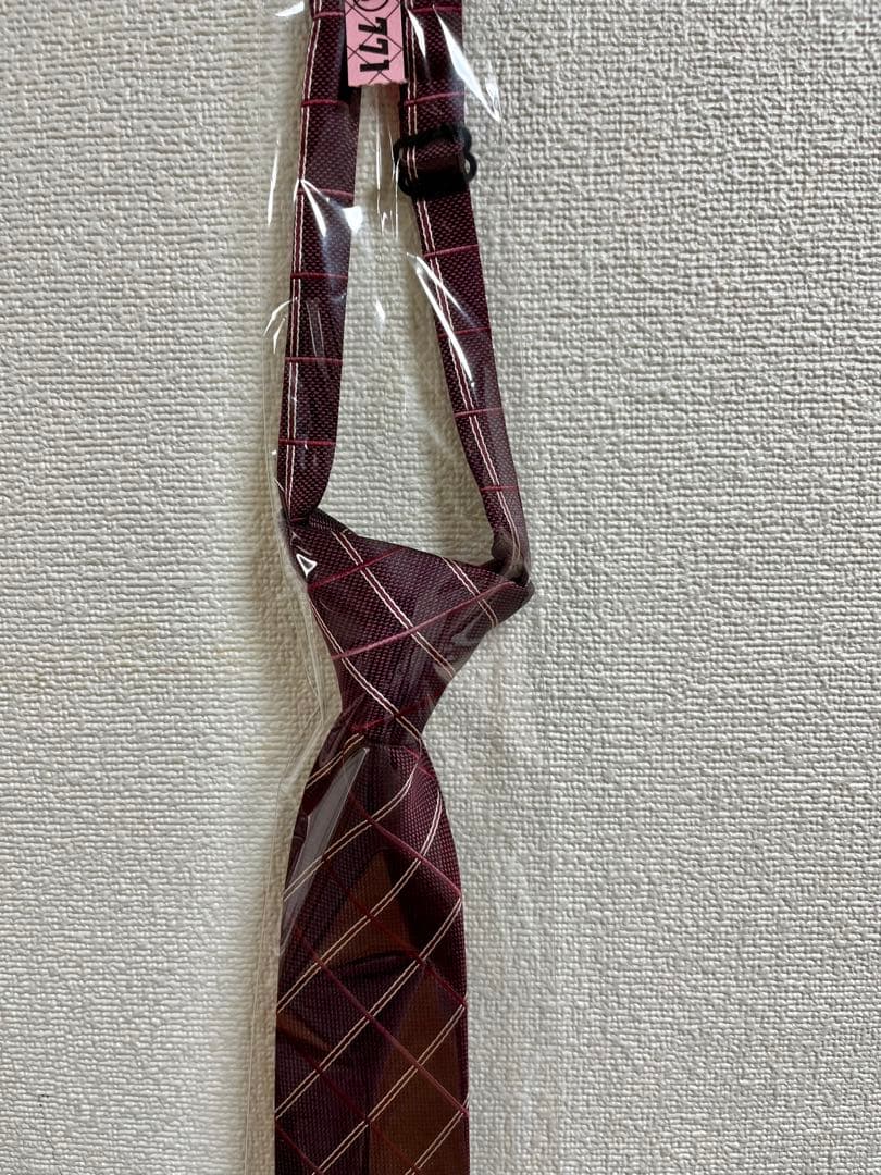 コムサイズム　マイクロチェック柄スーツ　140㌢　シャツネクタイセット