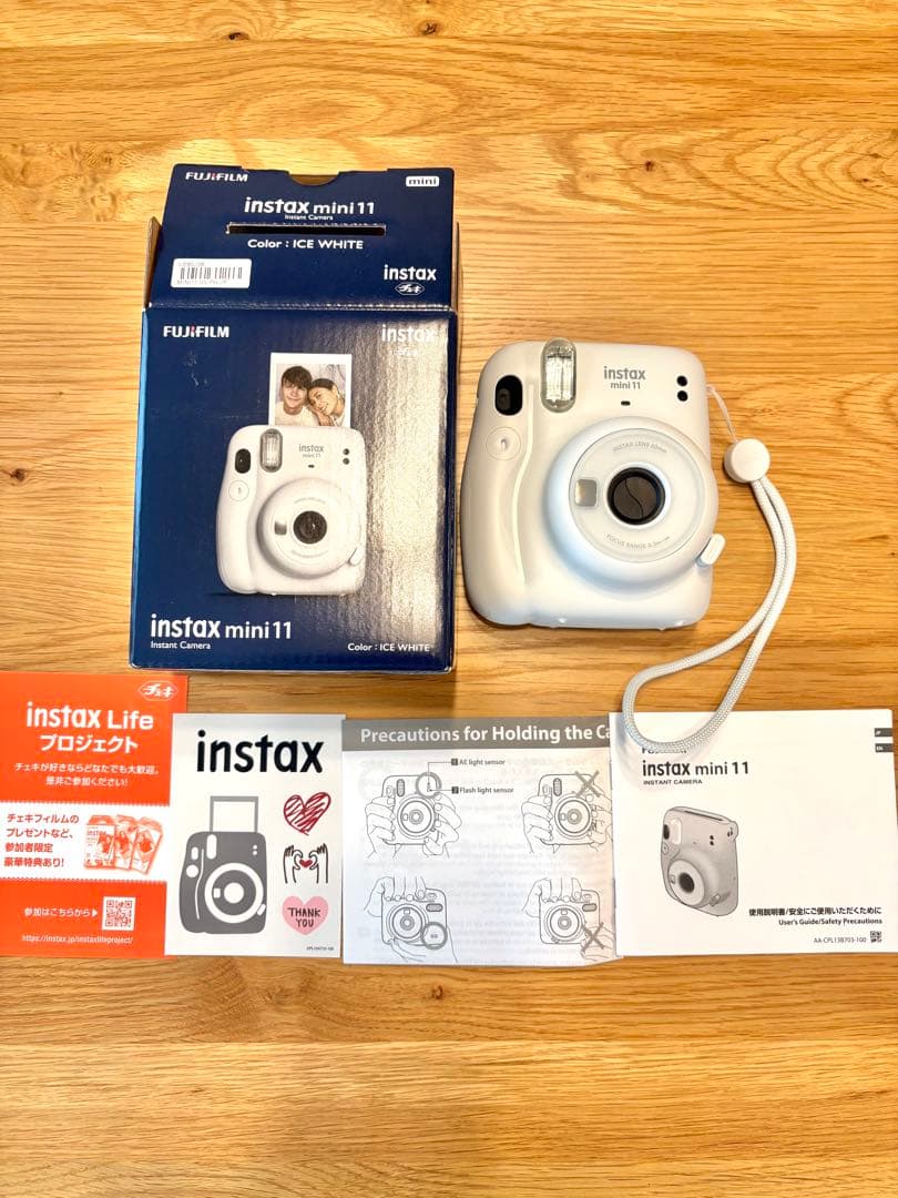 FUJIFILM instax mini11 ホワイト